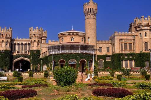 places to visit around Bangalore - the beautiful Bangalore Palace