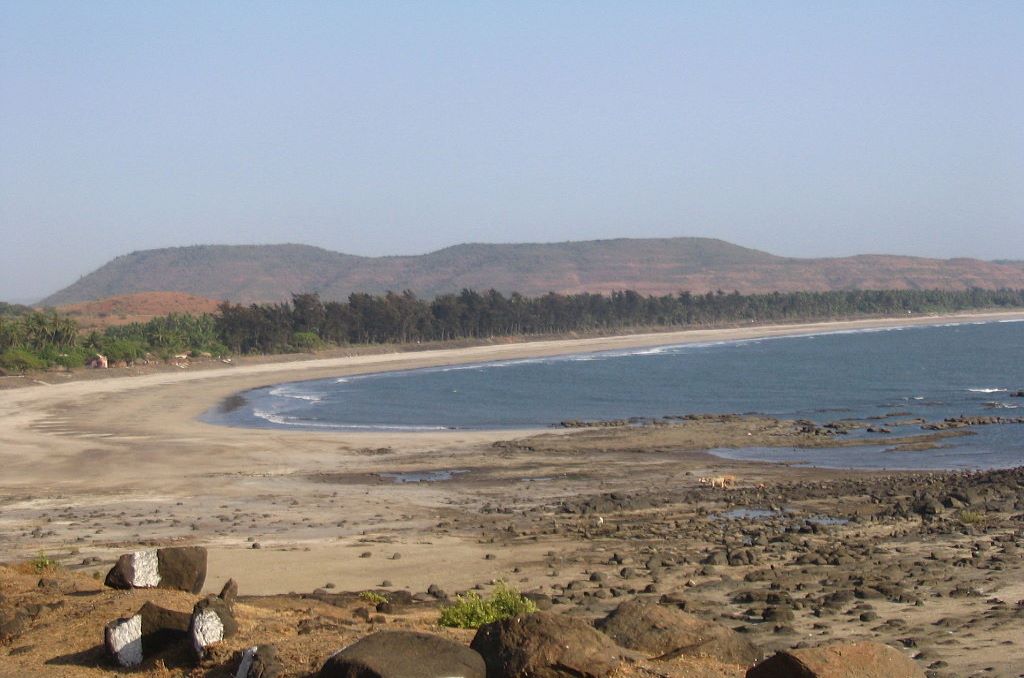 sea retreats near Mumbai