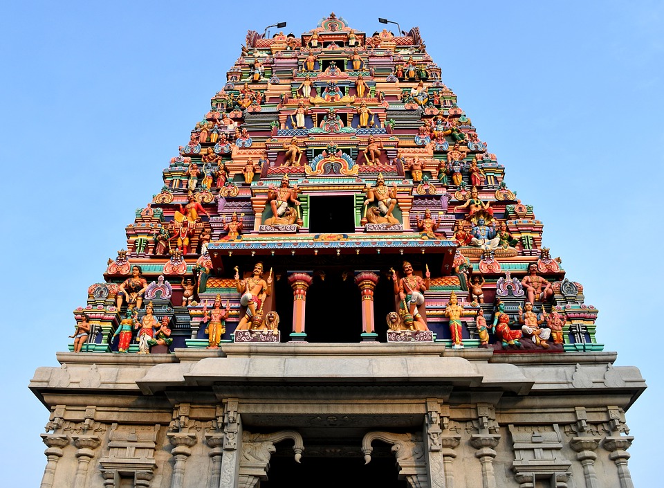 panchalingeshwara tourist spot - one of the famous temples near Bangalore