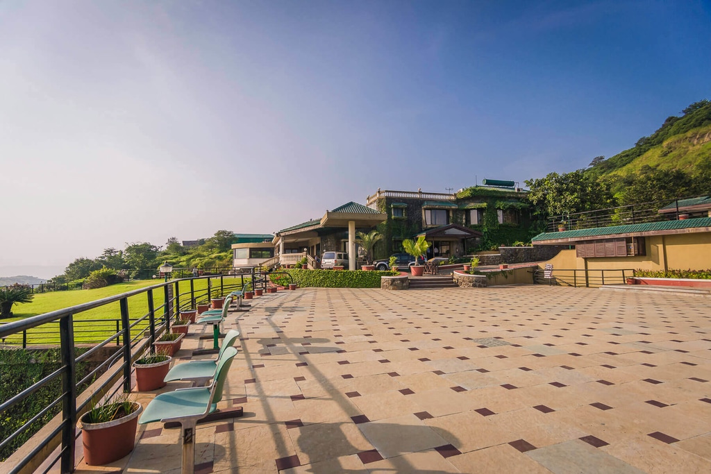 valley resort lonavala - one of the best monsoon retreats in Maharashtra