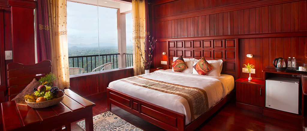 room with a valley view - honeymoon suite in coorg cliff resort