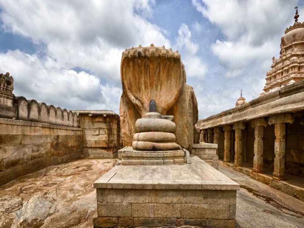 Lepakshi is reminiscent of the Vijayanagar rule