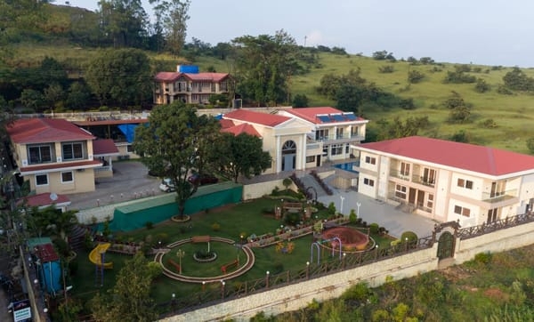 nature resorts in panchgani