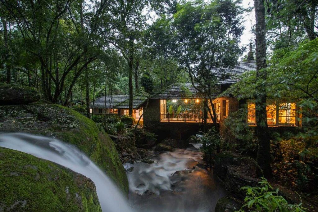 idukki resorts with pool