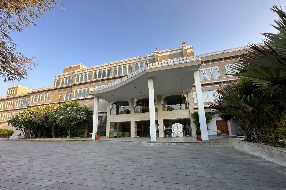 luxurious hotels