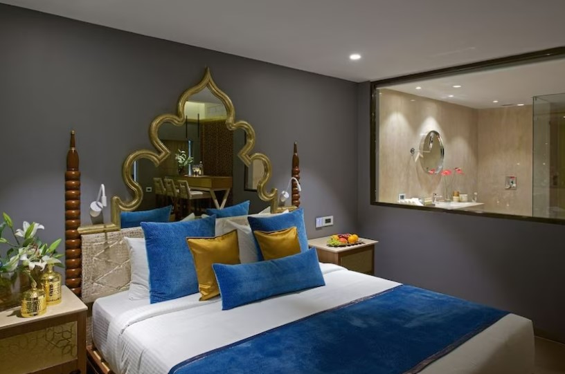 luxurious hotels