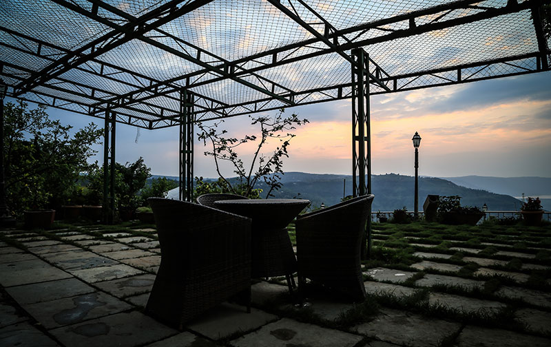 Lounge Area_Luxury Hill Resort