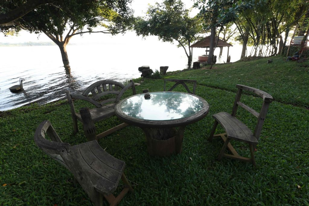 RIverside_stay_kabini_lawn