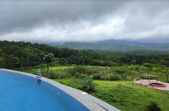 luxury resorts in chikmagalur