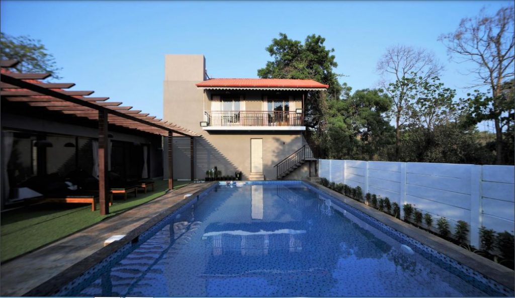 luxury resorts near pune for weekend