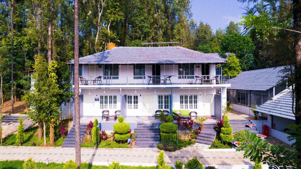 luxury resorts in chikmagalur