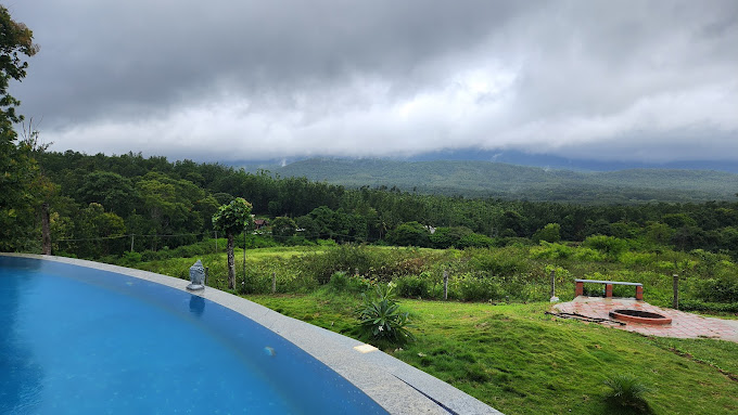 resorts near karnataka with infinity pool