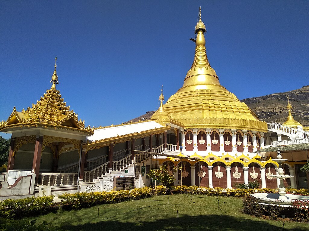 places to visit near mumbai in june