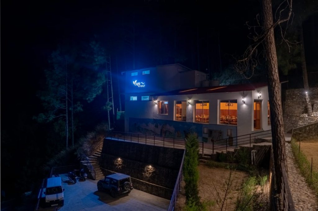 mountain resorts near Delhi