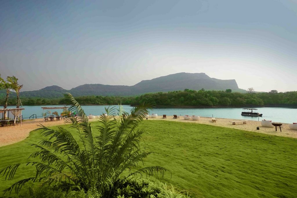 Special Occasions At The Lonavala Lake Escape