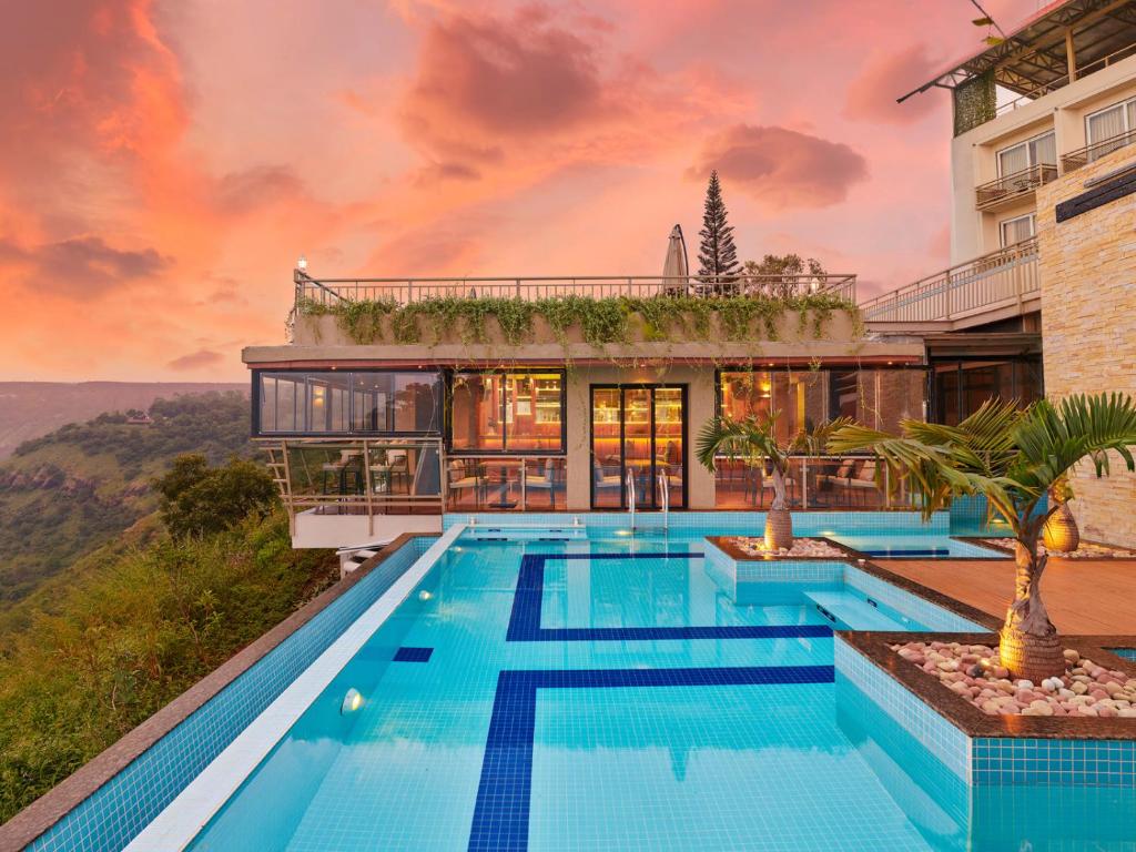 resorts near Pune