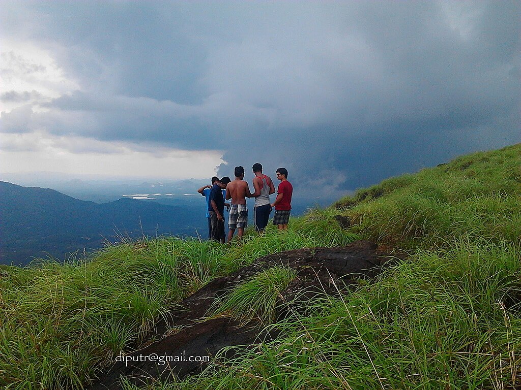places to visit in sakleshpur in 2 days
