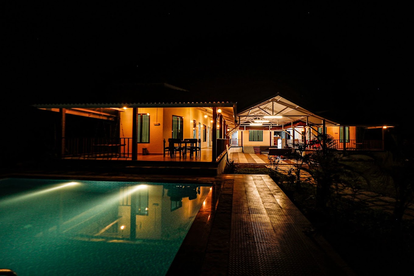 villa in alibaug near the beach