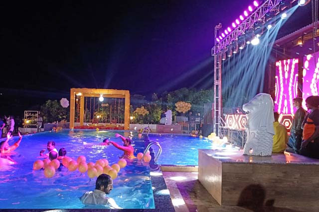 resort in igatpuri with a private pool