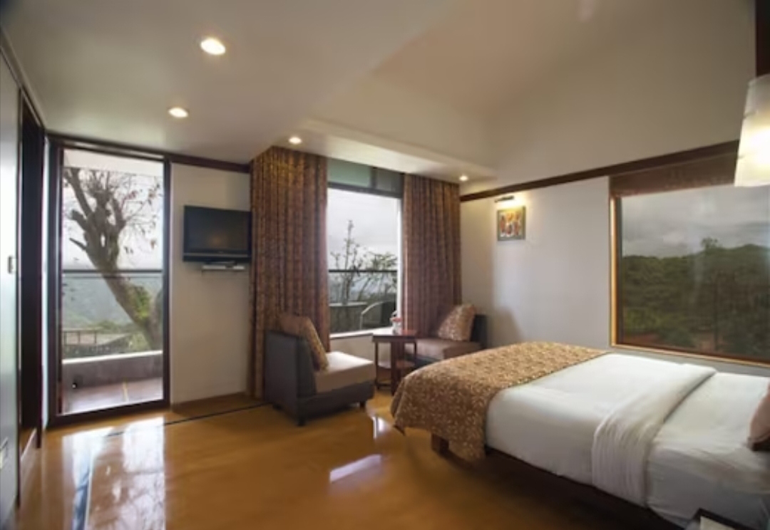 Luxury Mountain Resort And Spa bedroom view