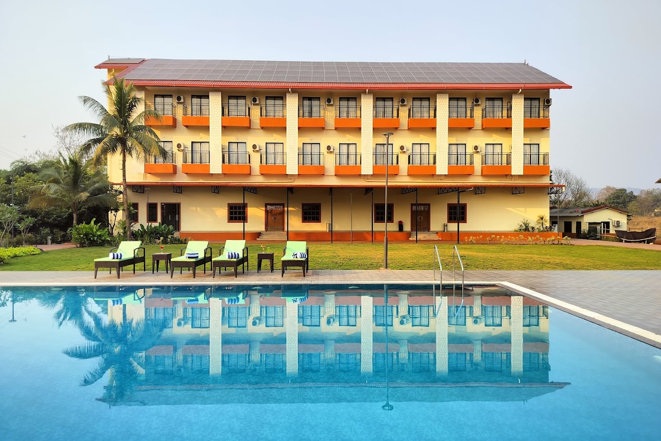 Blissful Lifestyle Retreat, Karjat