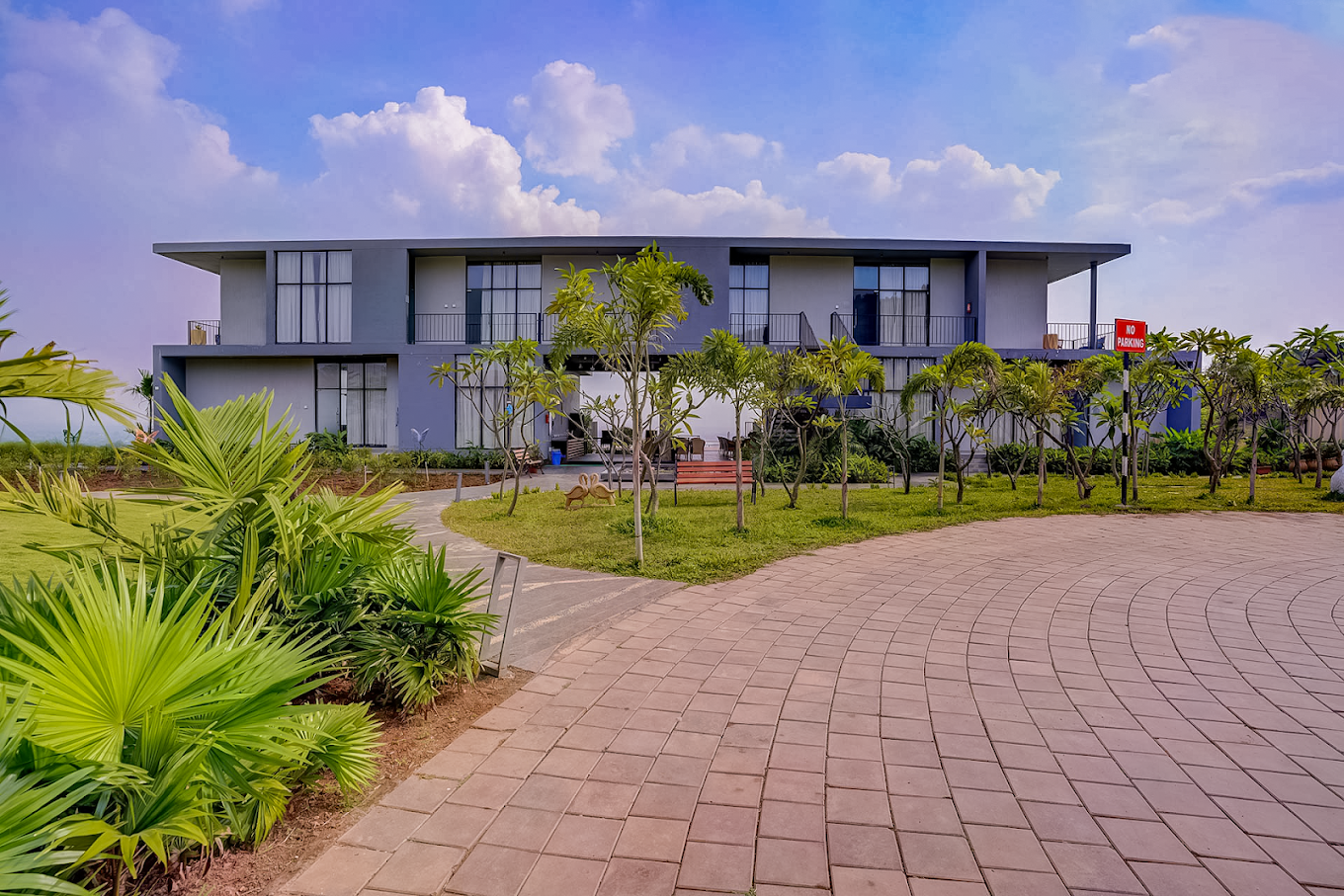 Villa resorts in Igatpuri