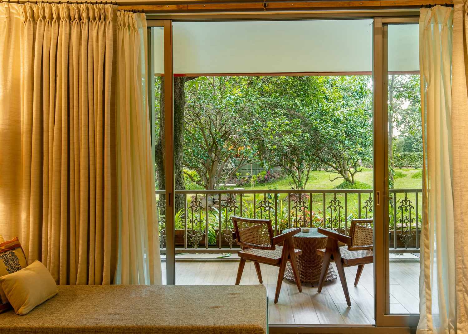 Karjat Rhodo Resort And Spa-balcony