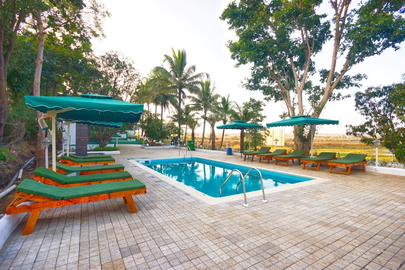 Weekend Getaways from Mumbai Within 200 Kms