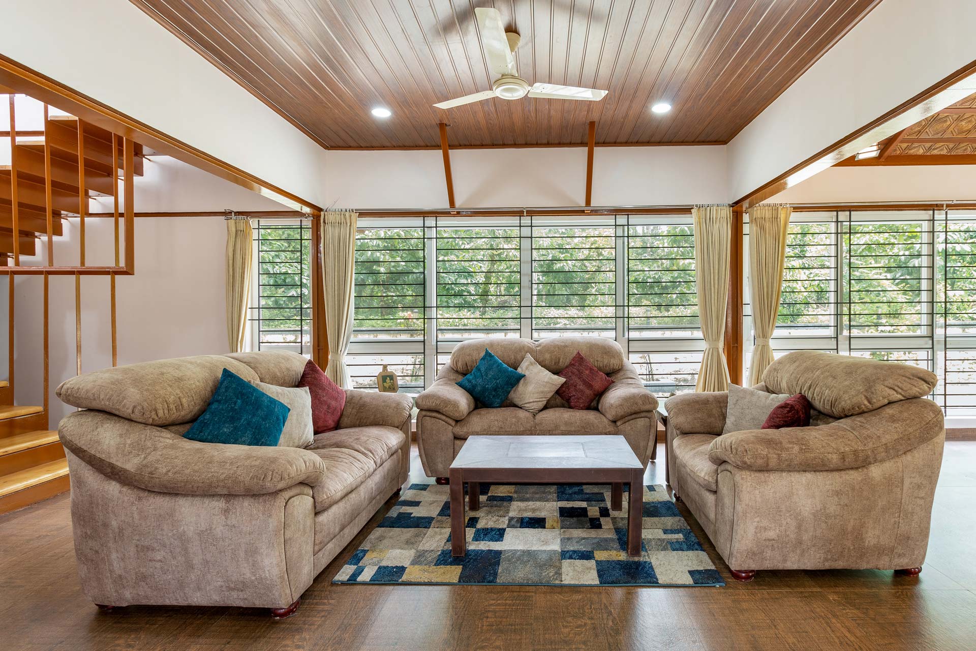 pet friendly villas near Bangalore with private pool