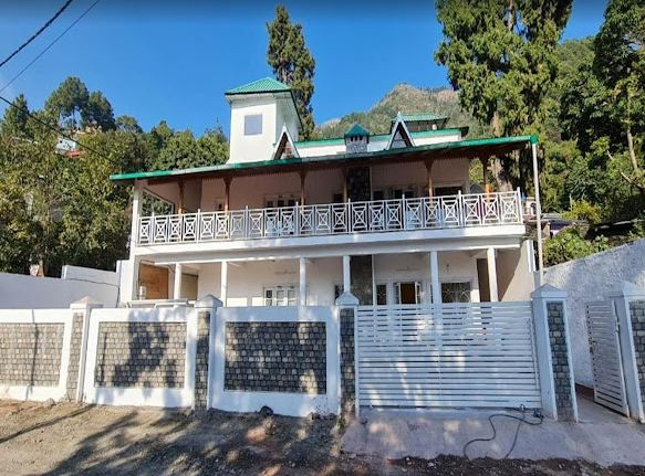 Best Stays in Uttarakhand