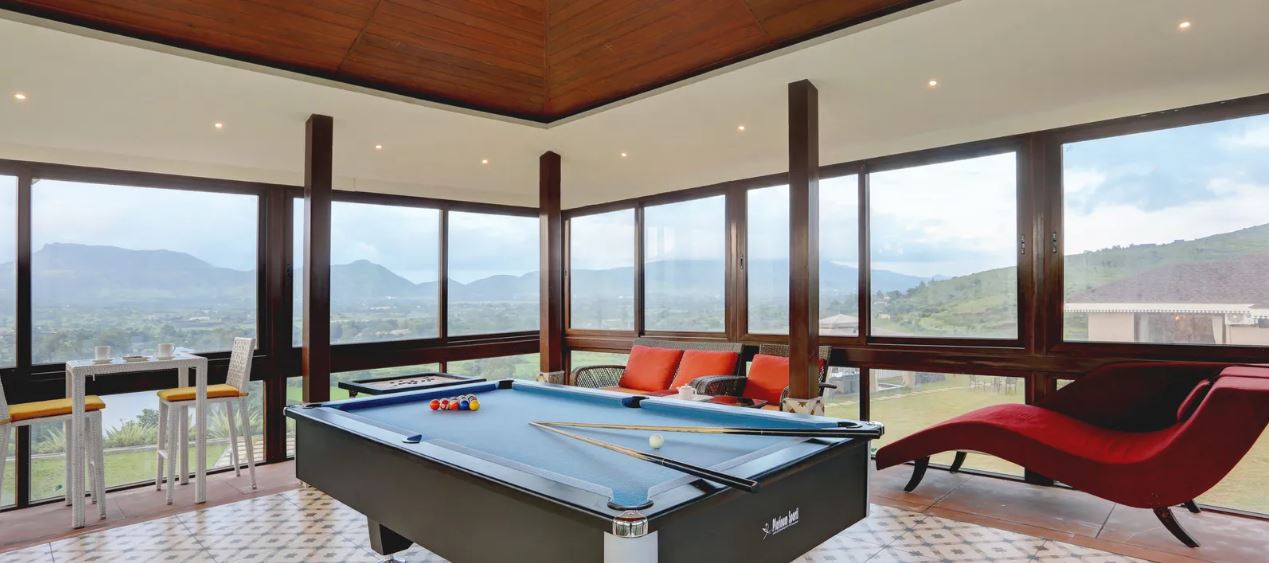 family villas within 3 hours from Pune