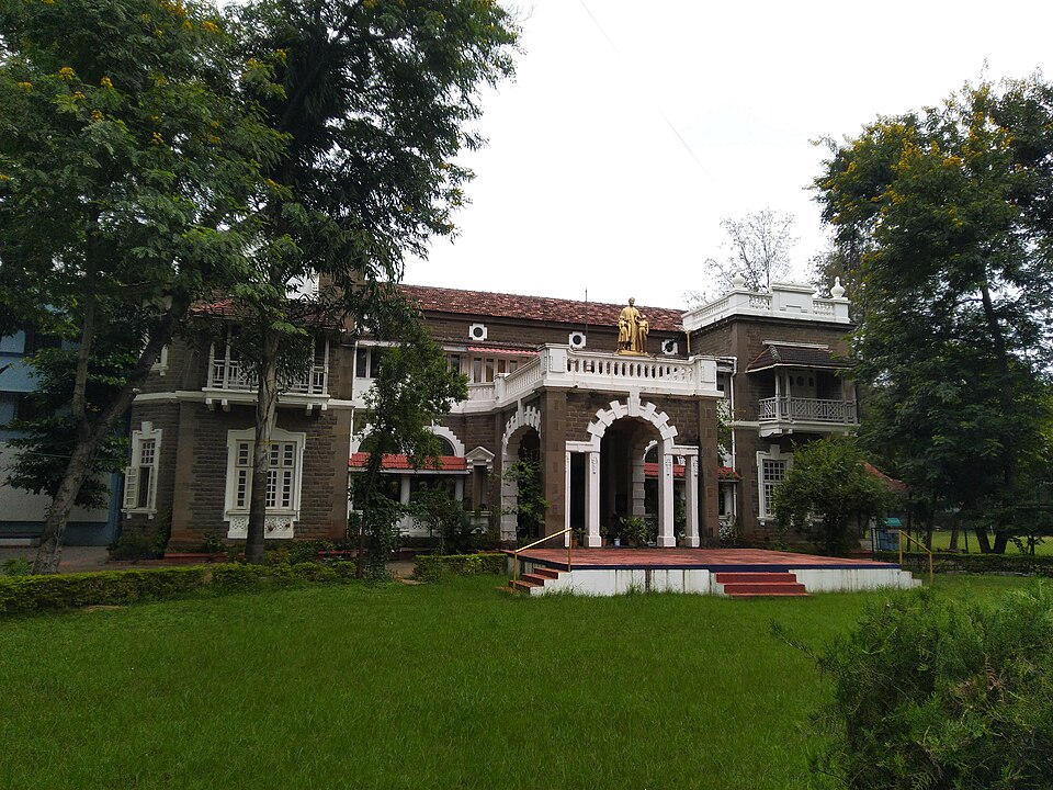 top 10 experiences to try in and around Shillong in 2025