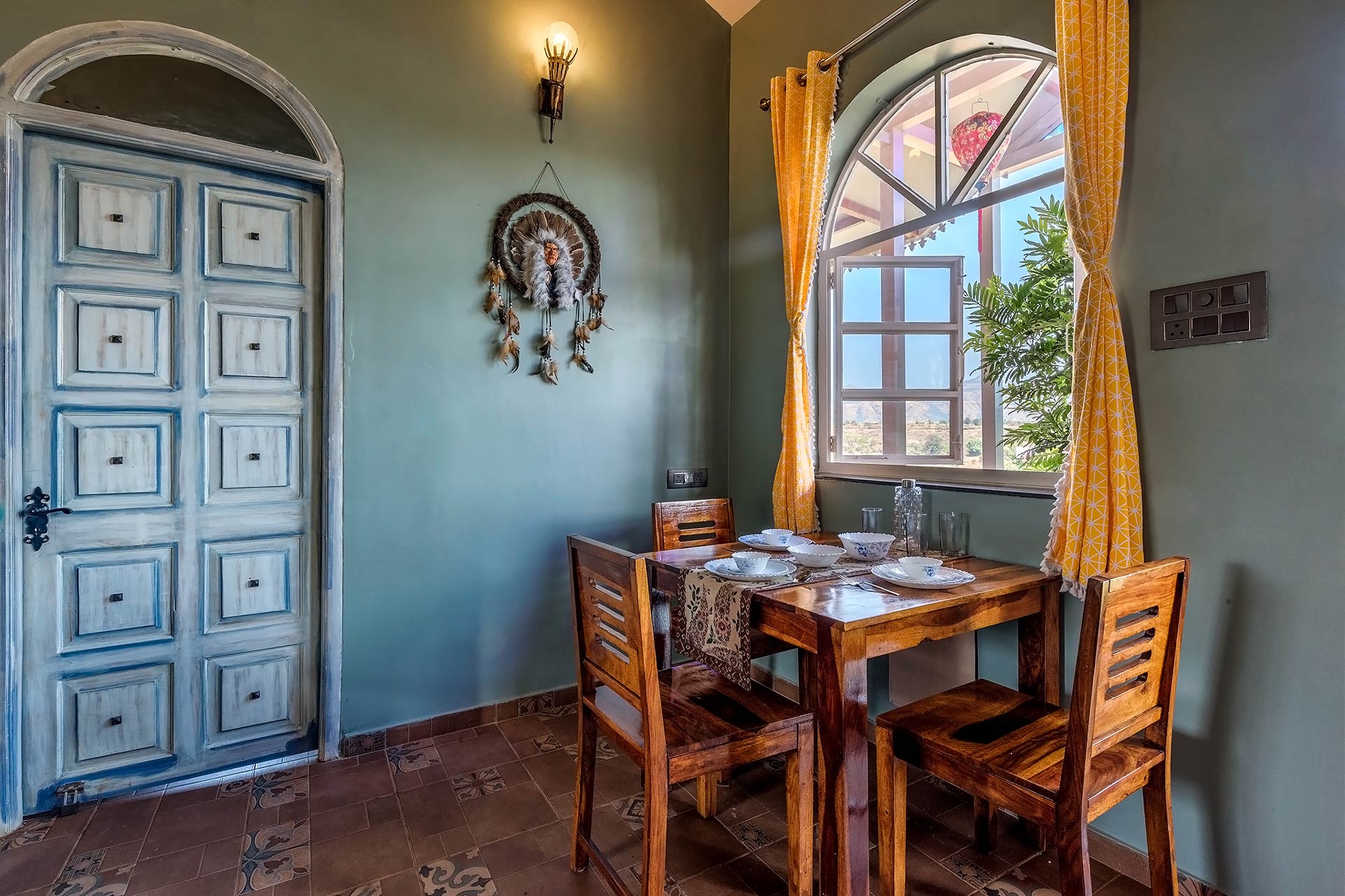 pet friendly villas in Lonavala for August long weekend in 2025